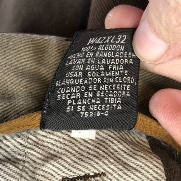 Two St. Johns Bay Men's Pants 42x32 Measured 39x30 Straight Leg - Picture 10 of 16